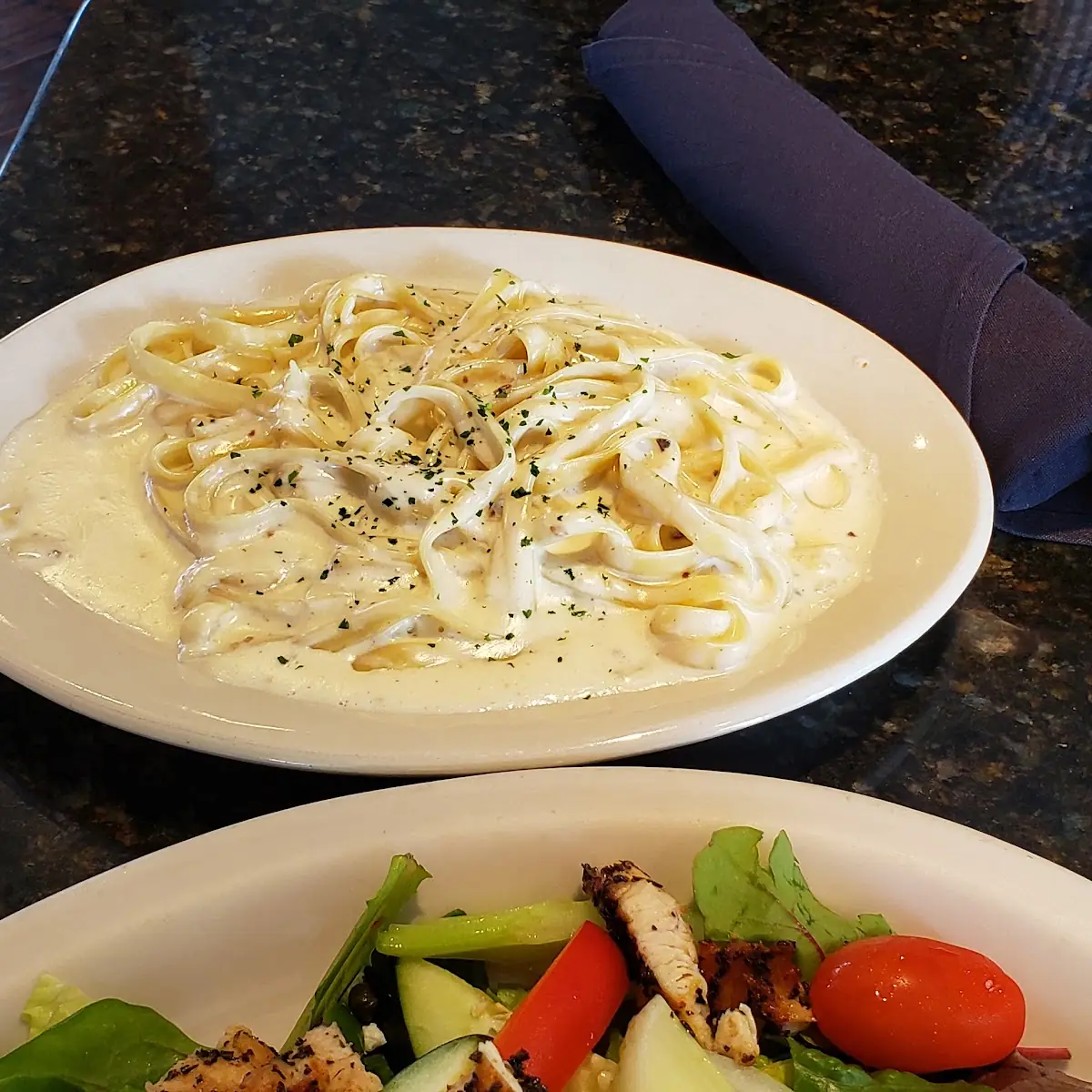 Fettuccine Alfredo