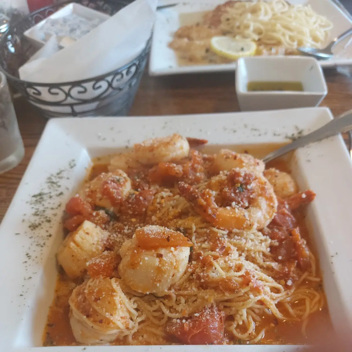 Shrimp & Scallops Fra Diablo