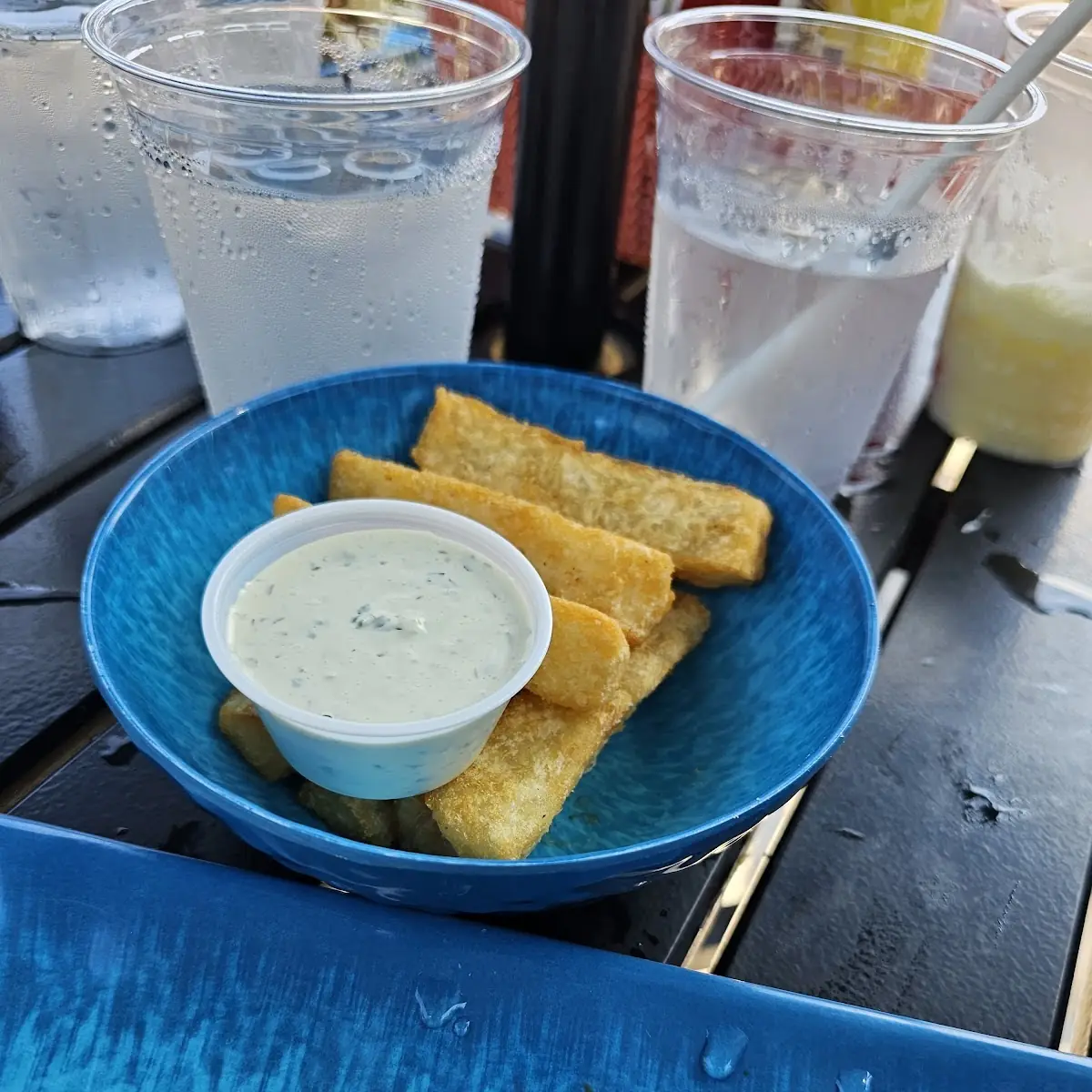 Yucca Fries with Cilantro Dipping Sauce