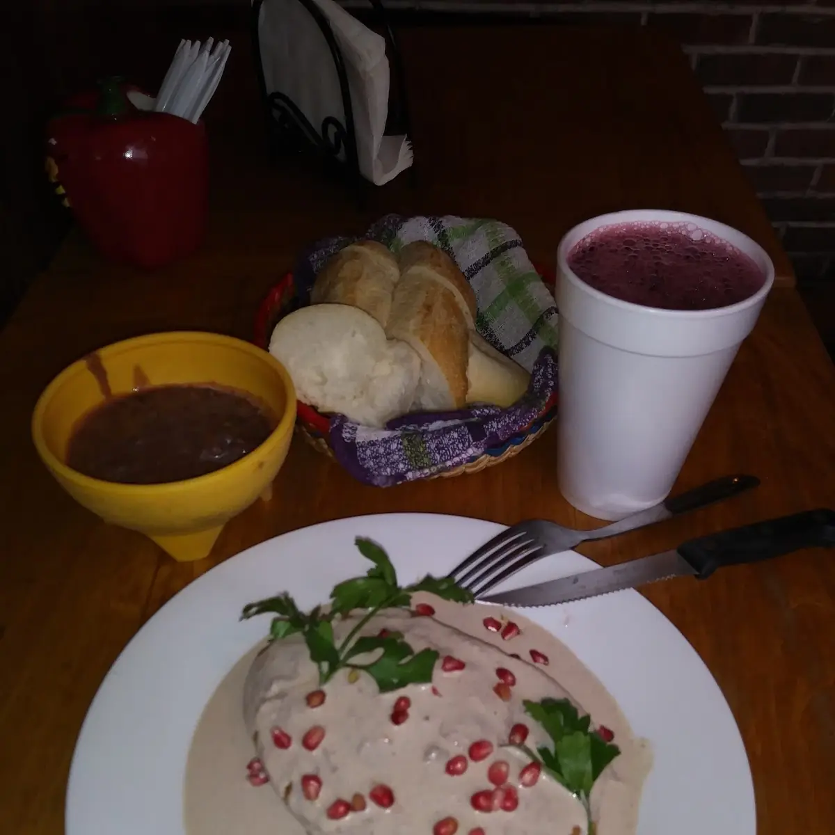 Chiles En Nogada