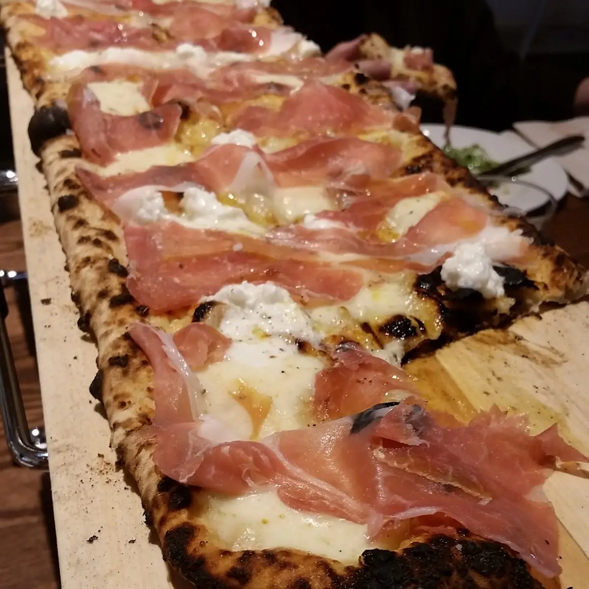 Crudo Pizza