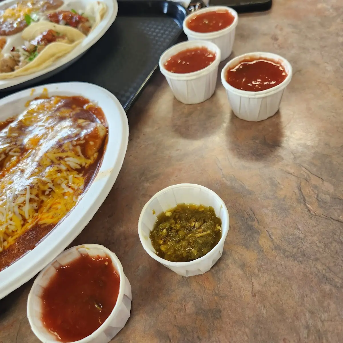 Salsa Verde Salsa Roja