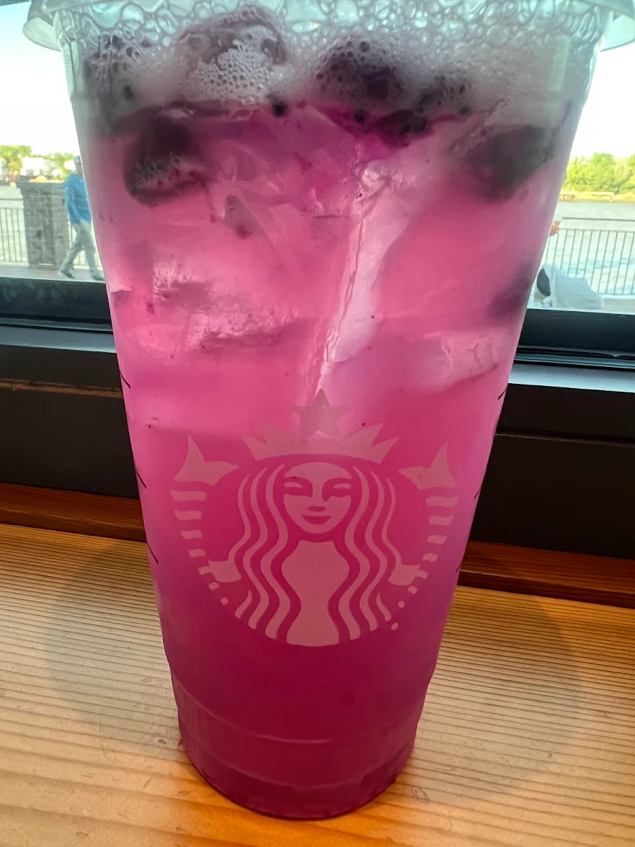 Mango Dragon Fruit Lemonade