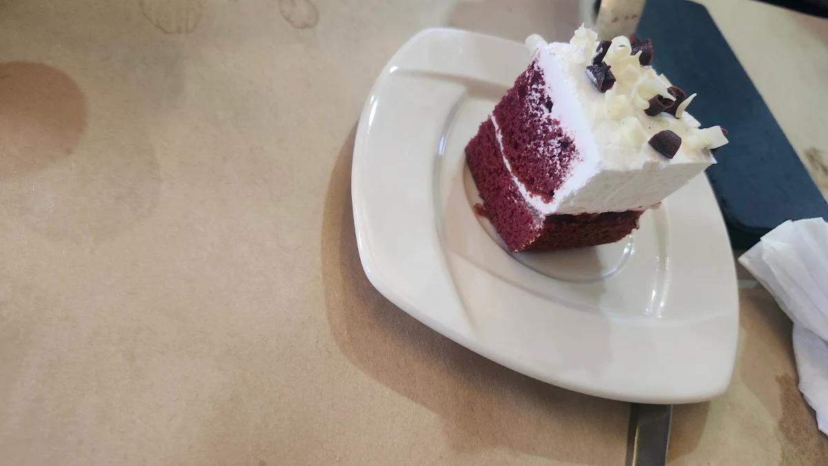 Highlights, Restaurant Khemara