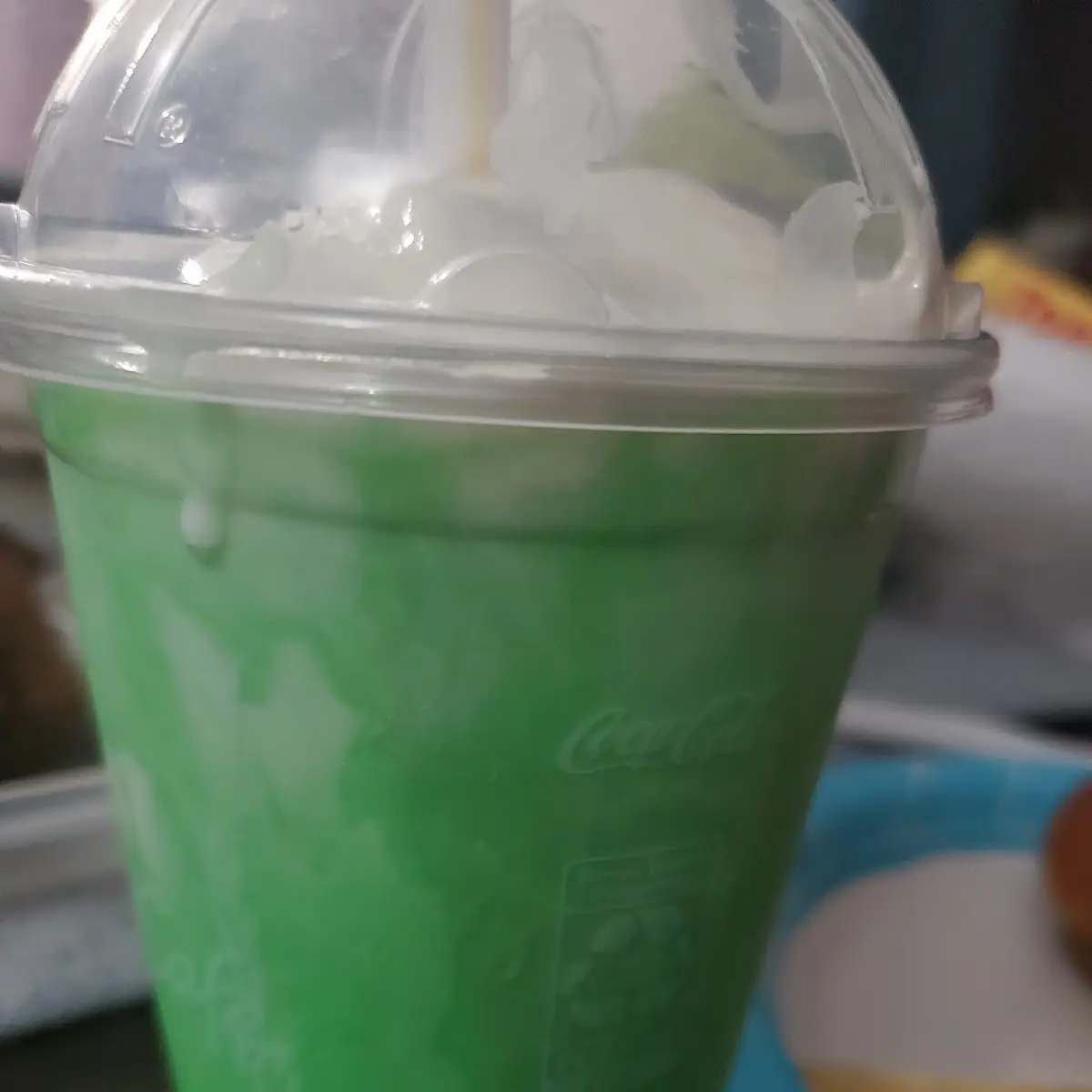 Medium Frozen Sprite Lymonade