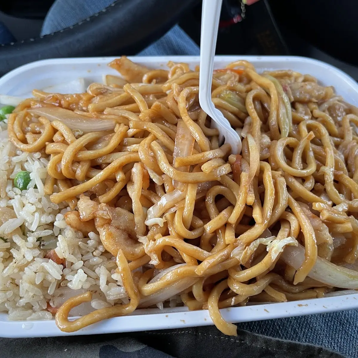 Vegetable Lo Mein Lunch