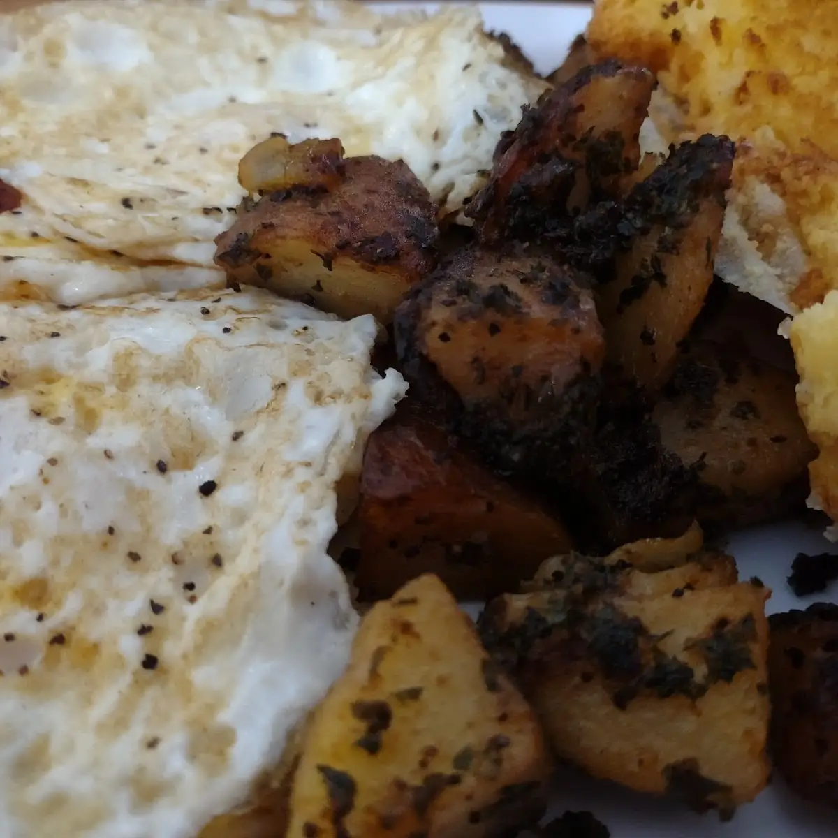 Eggs Hash Browns