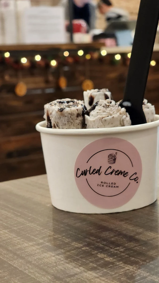Rolled Ice Cream with Peanut Butter