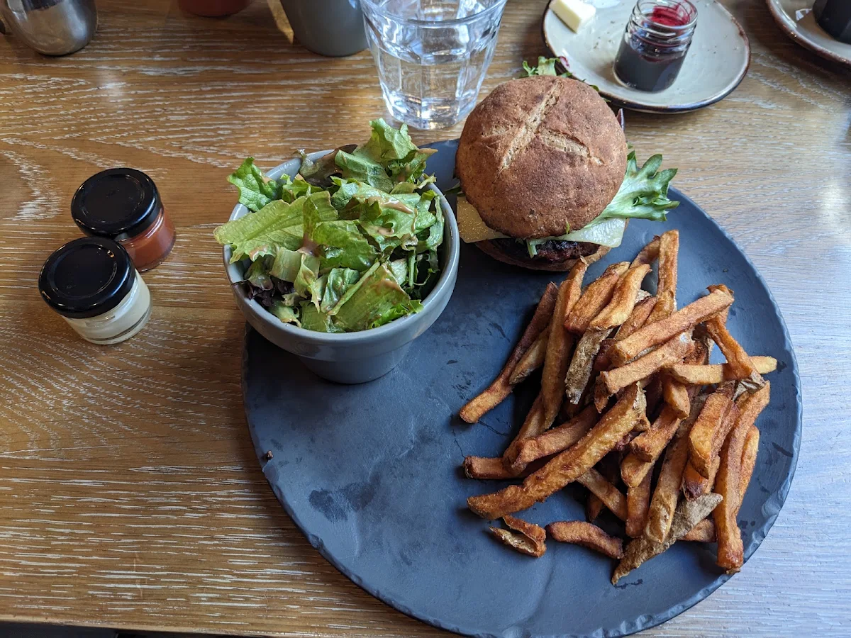 Burger Hortus, Bistro Hortus
