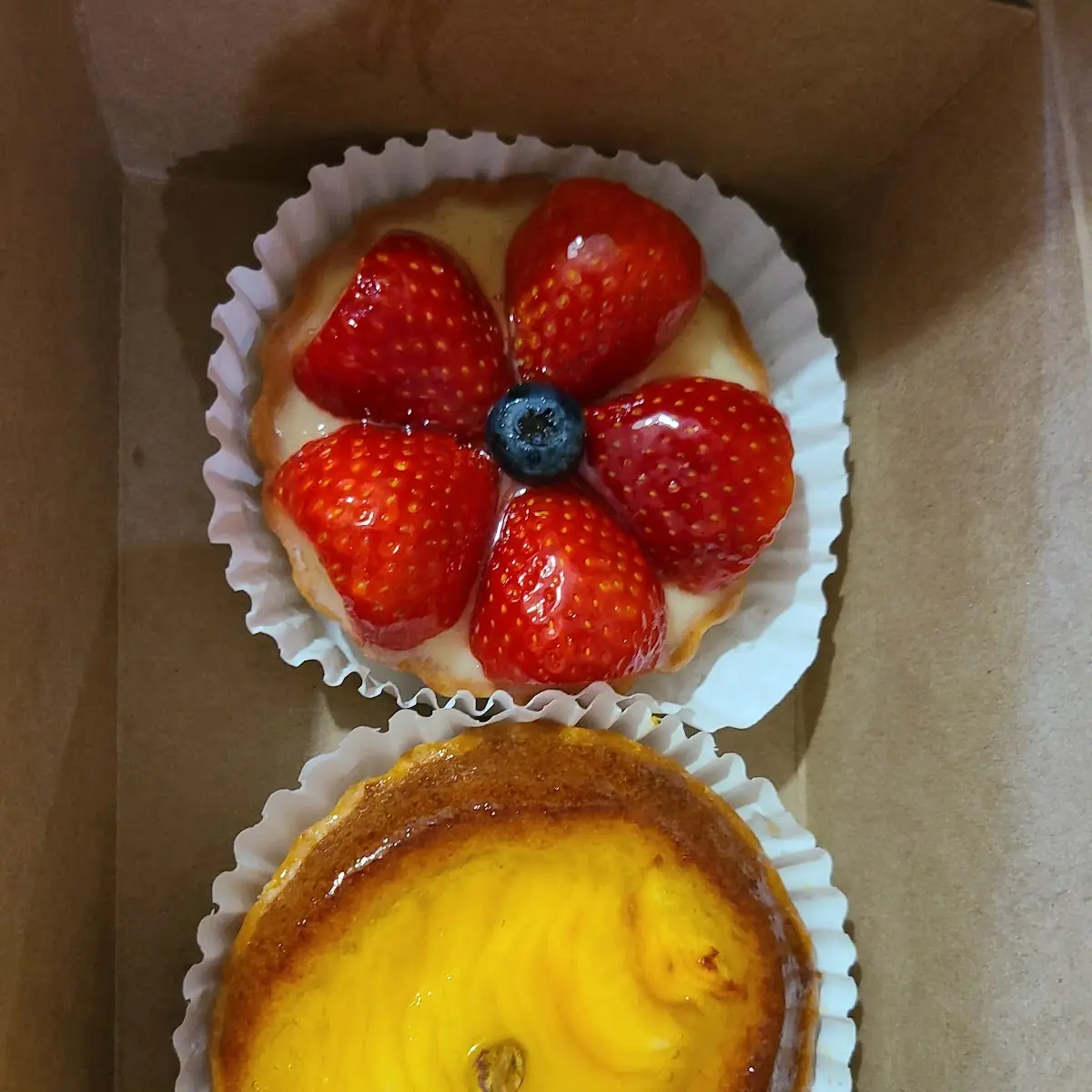 Mango Strawberry Tart