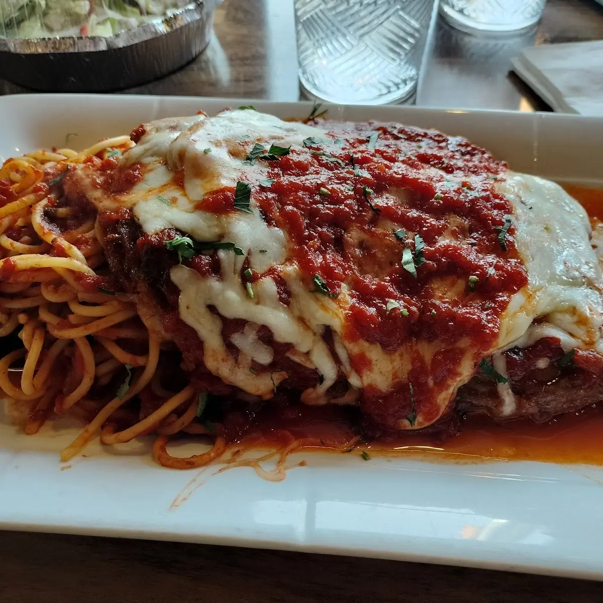 lg Chicken Parmigiana