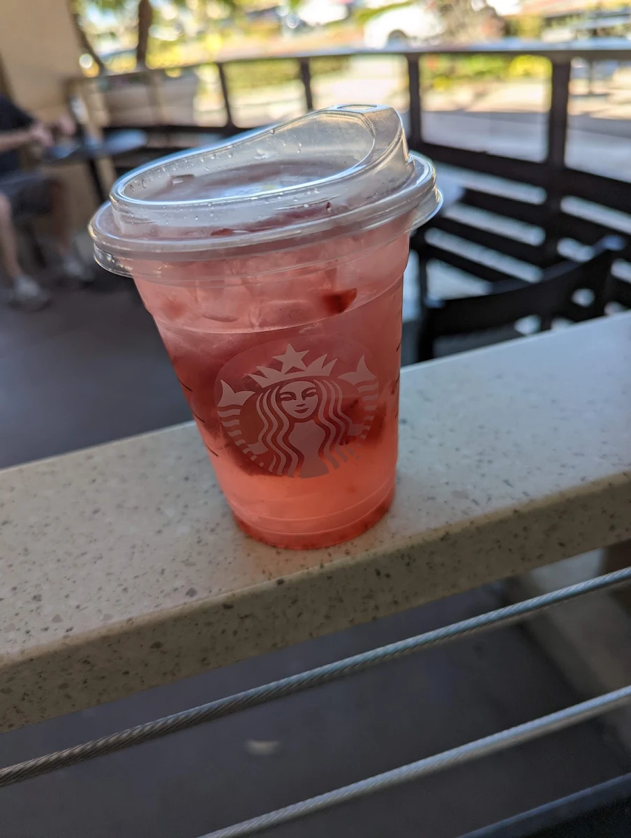 Strawberry Açaí Refresher