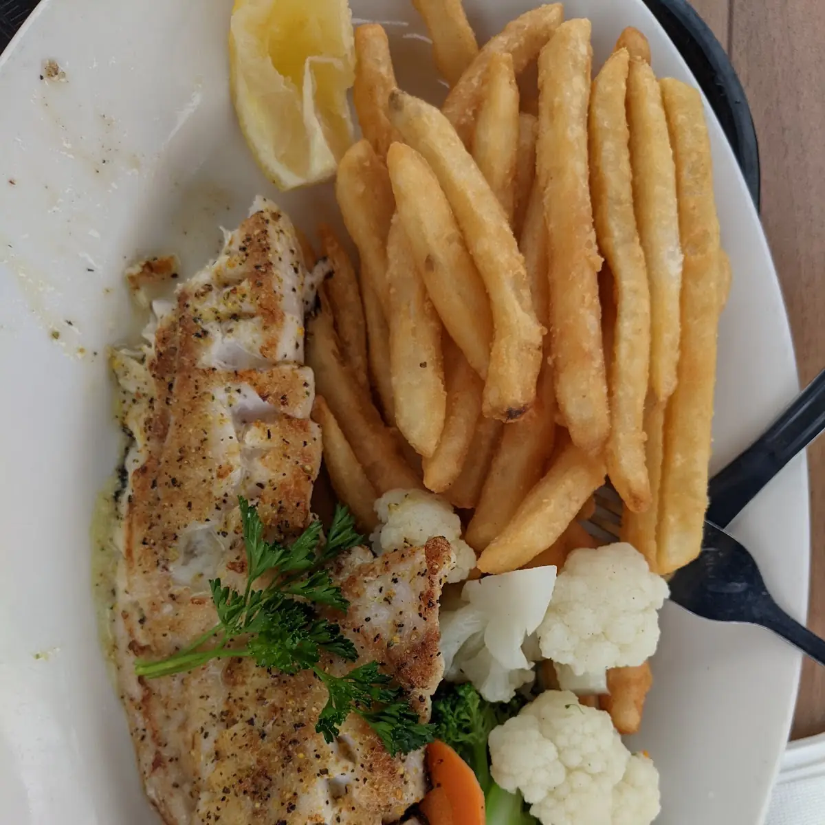 Grilled Rockfish with Steamed Vegetables