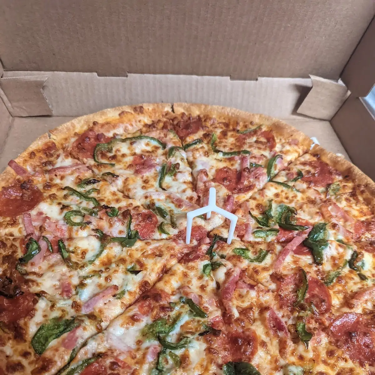 Pep Ham Green Peppers on Thin Crust Cheese Pizza