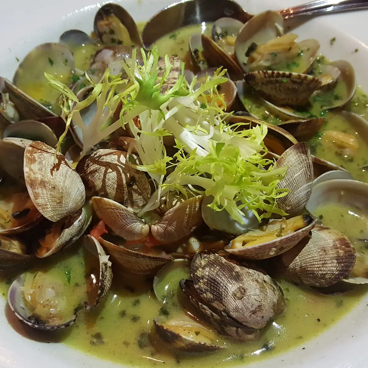 Steamed Clams Mariniére