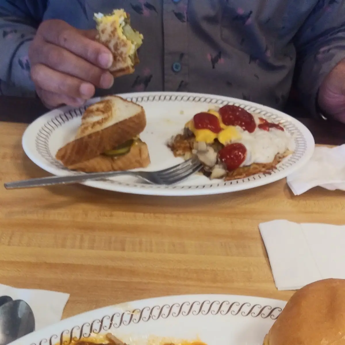 2 Cheeseburger & Hash Browns with Chili