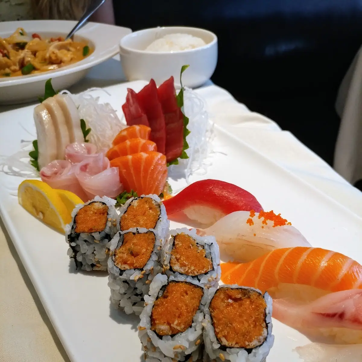Naruto (Cucumber Wrapped Sushi Roll)