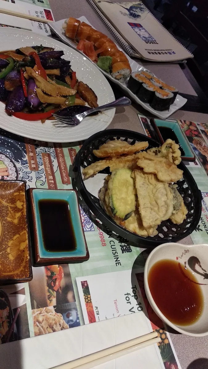 AP 12 Mixed Vegetable Tempura, Tenon Vegetarian Cuisine