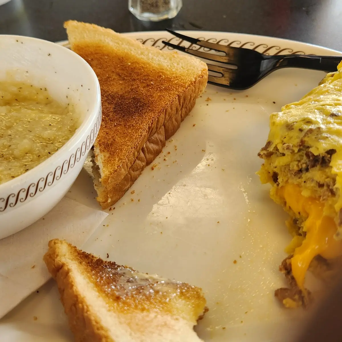 Grilled Cheese Regular Bert's Chili & Beverage