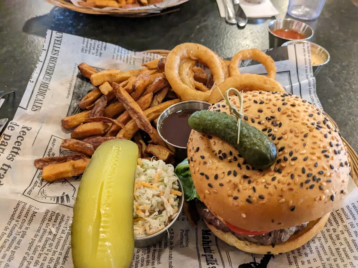 Burger Le Sauvage, Aux 3 Copains