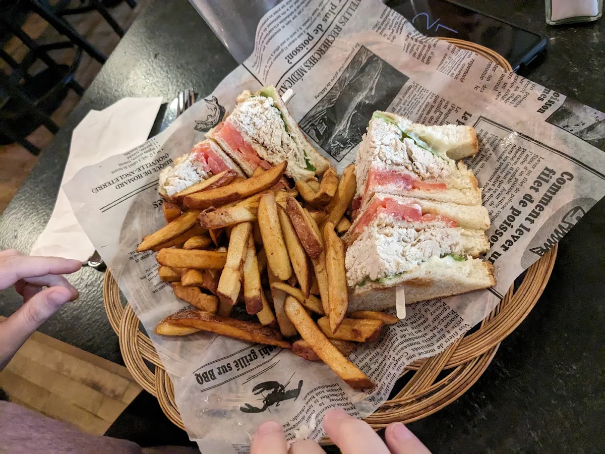 Club Sandwich, Aux 3 Copains