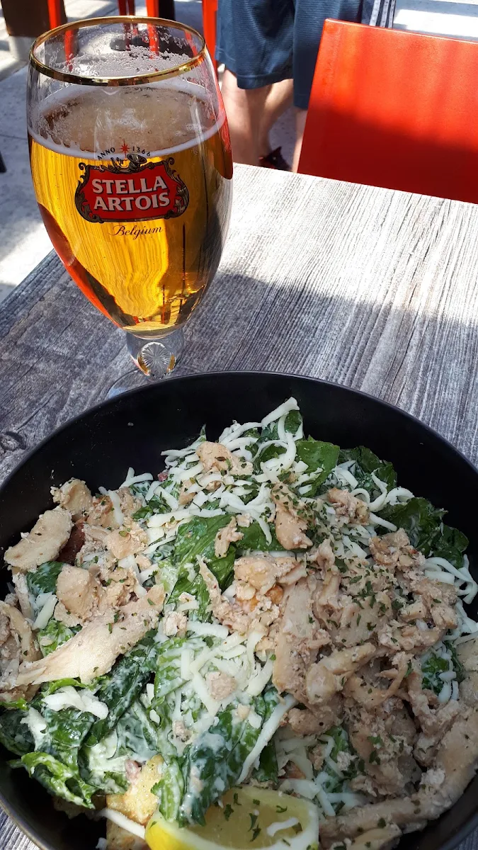Salades César Au Poulet, Aux 3 Copains