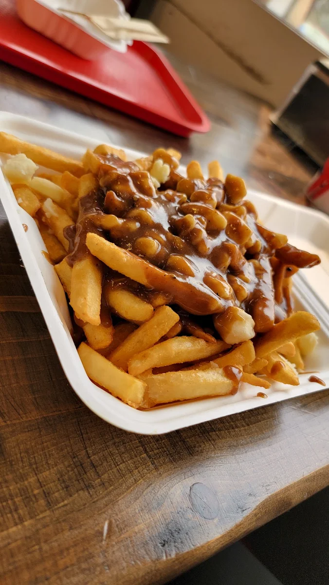 Donaire and Poutine
