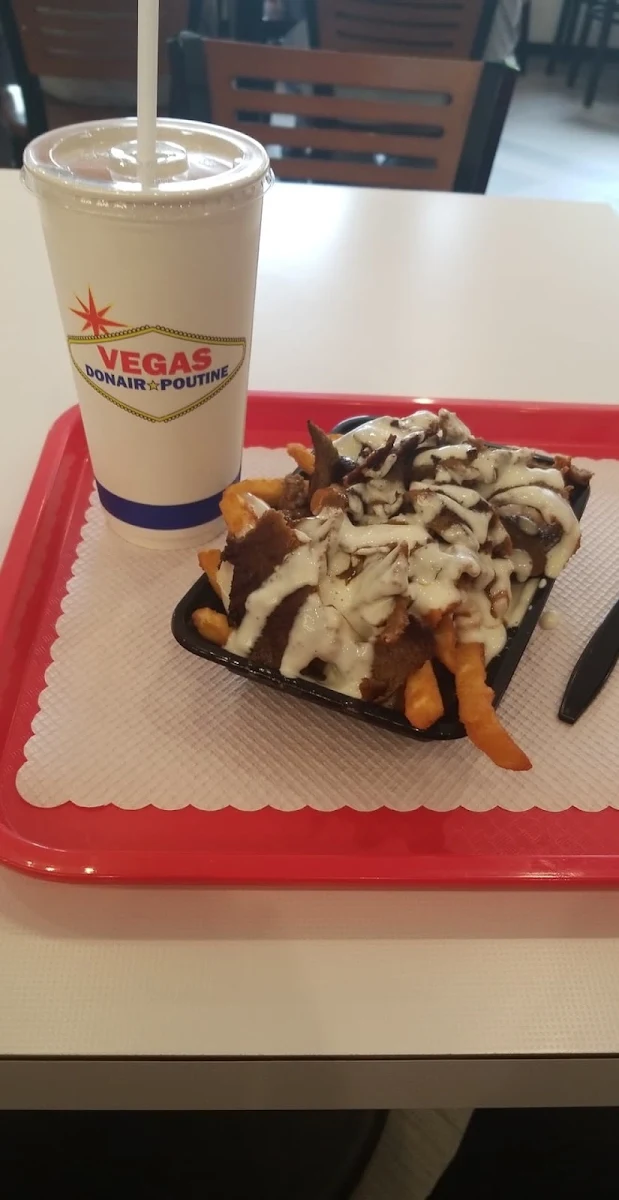 Flamingo Poutine Light Gravy Extra Sweet Sauce