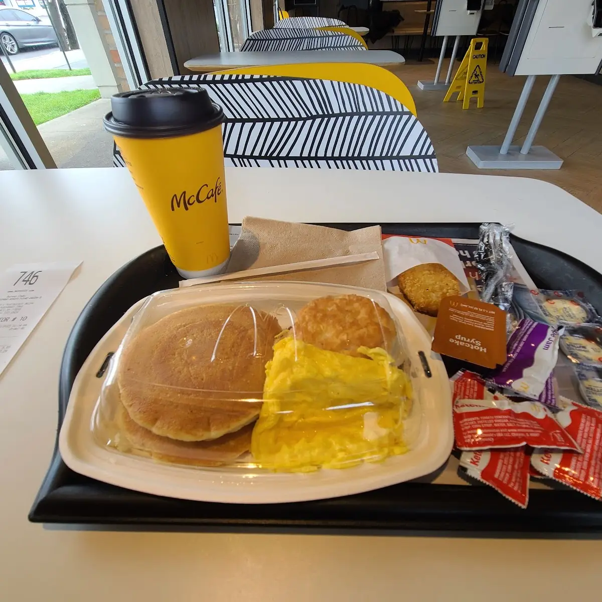 Big Breakfast with Hotcakes