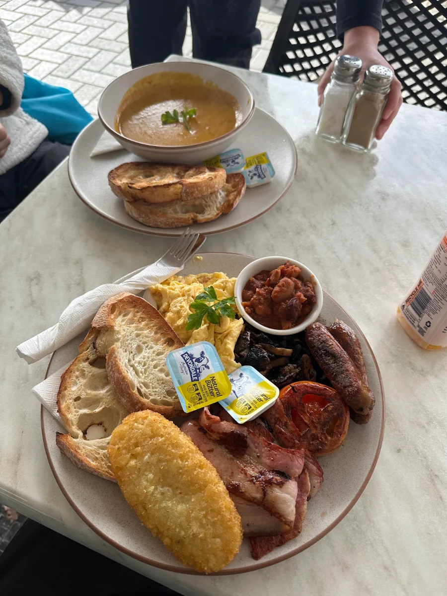 Farmyard Breakfast, Espresso One