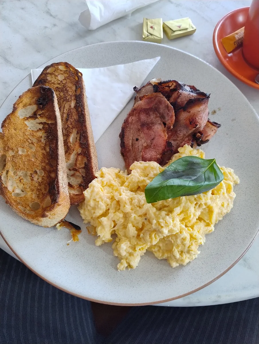Scrambled Eggs, Espresso One