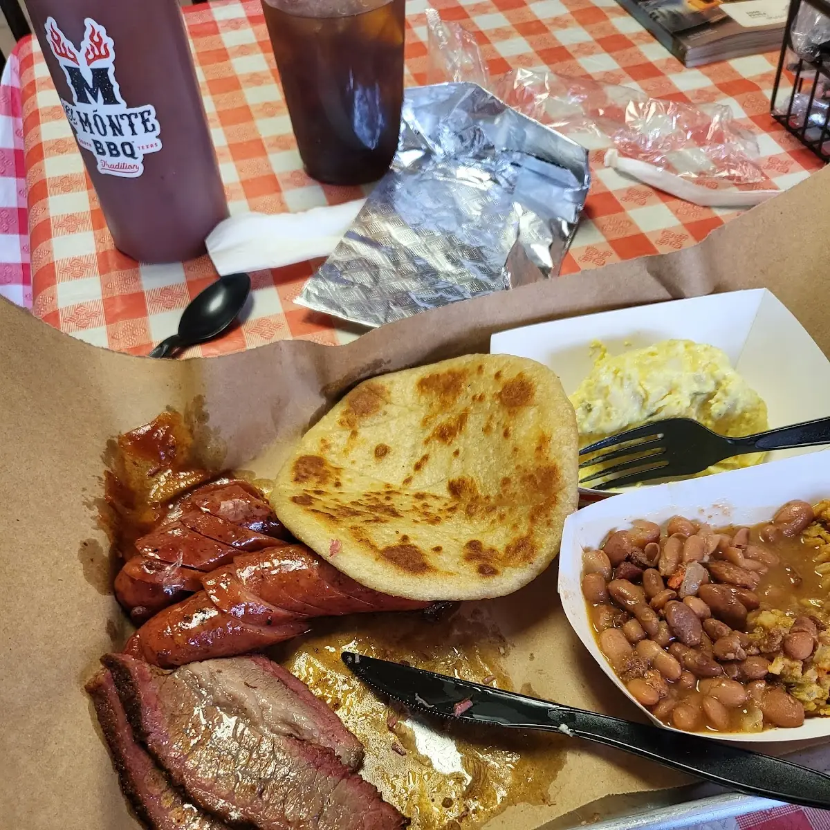 Brisket Sausage or Pulled Pork Taco