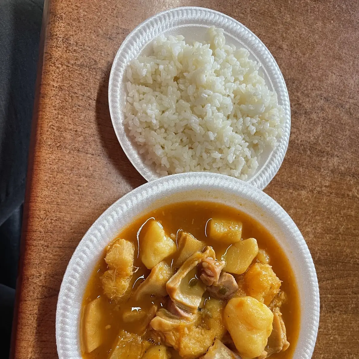 Mondongo Con Arroz Blanco