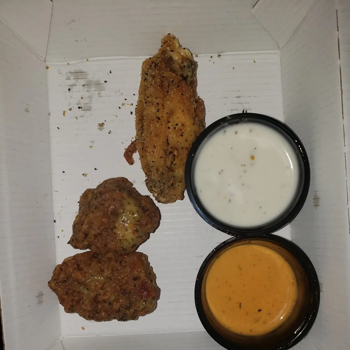 Boneless Garlic Parmesan and Traditional Lemon Pepper