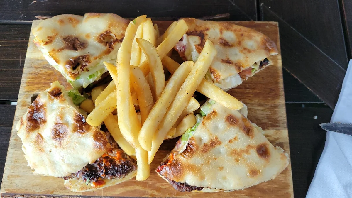 Signature Burger