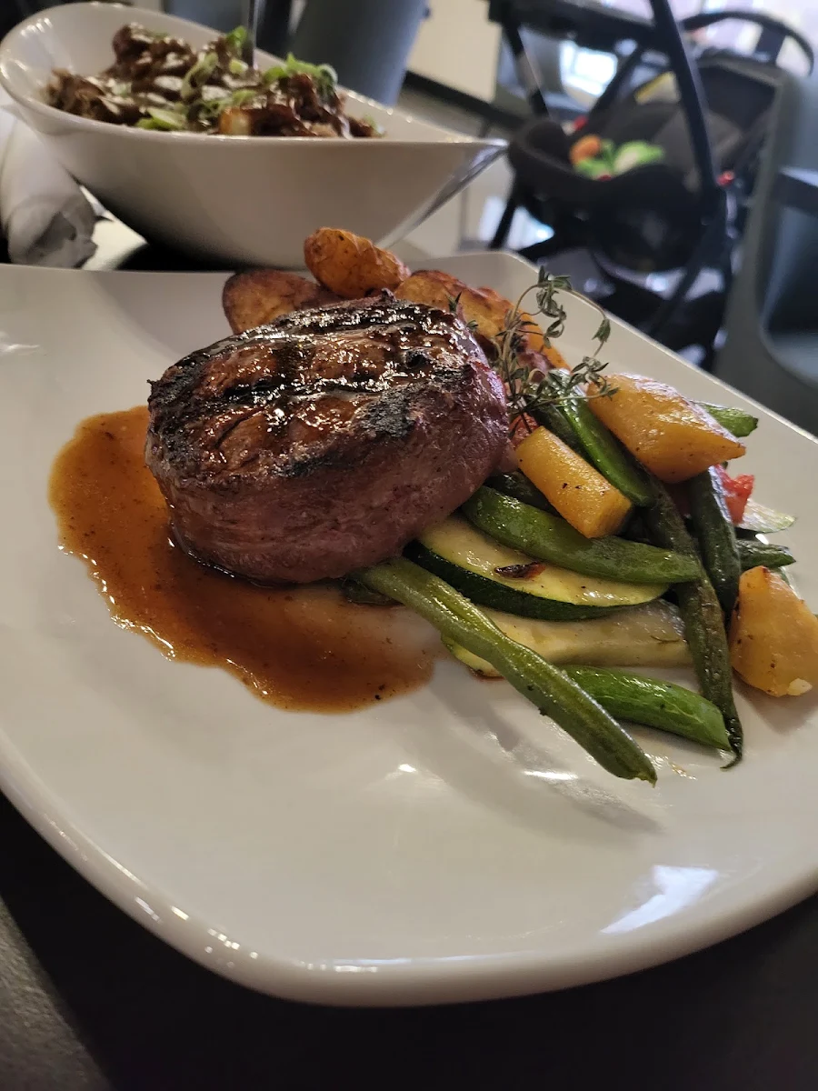 Steak Neptune, Linx Kitchen + Social