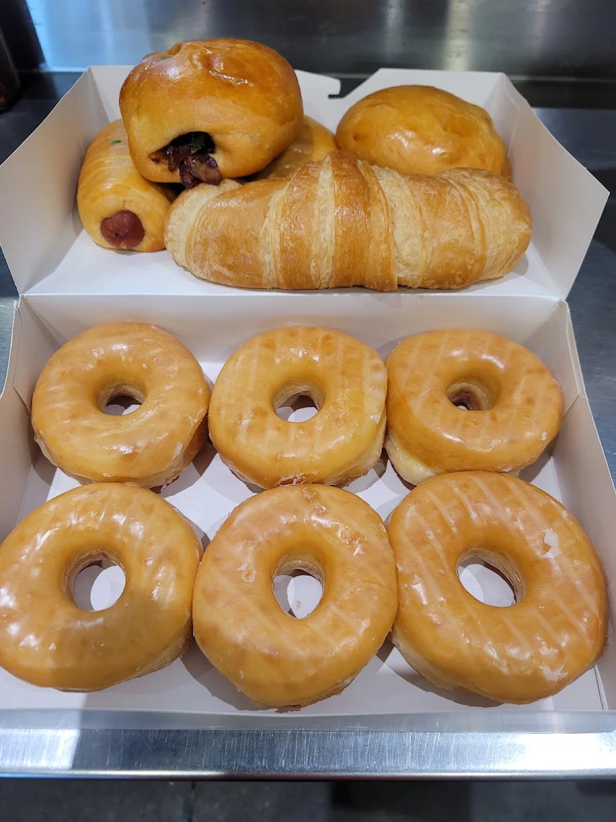 1 Dozen Glazed Donuts