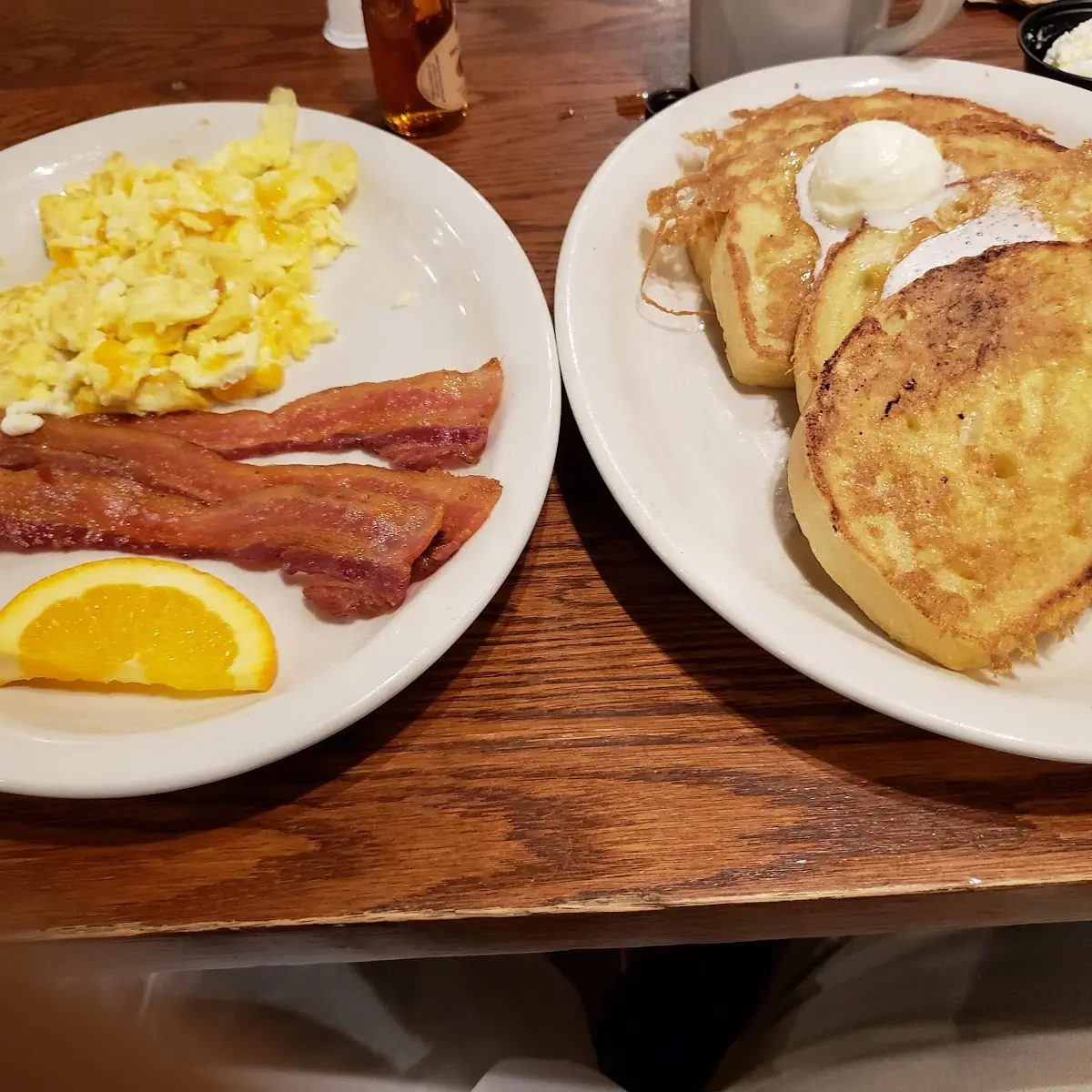 Momma's French Toast Breakfast
