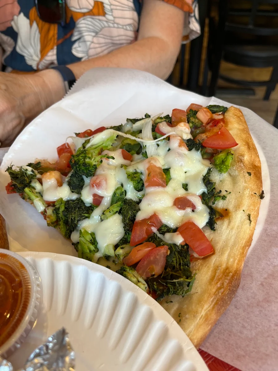 Francesco's Primavera Pizza
