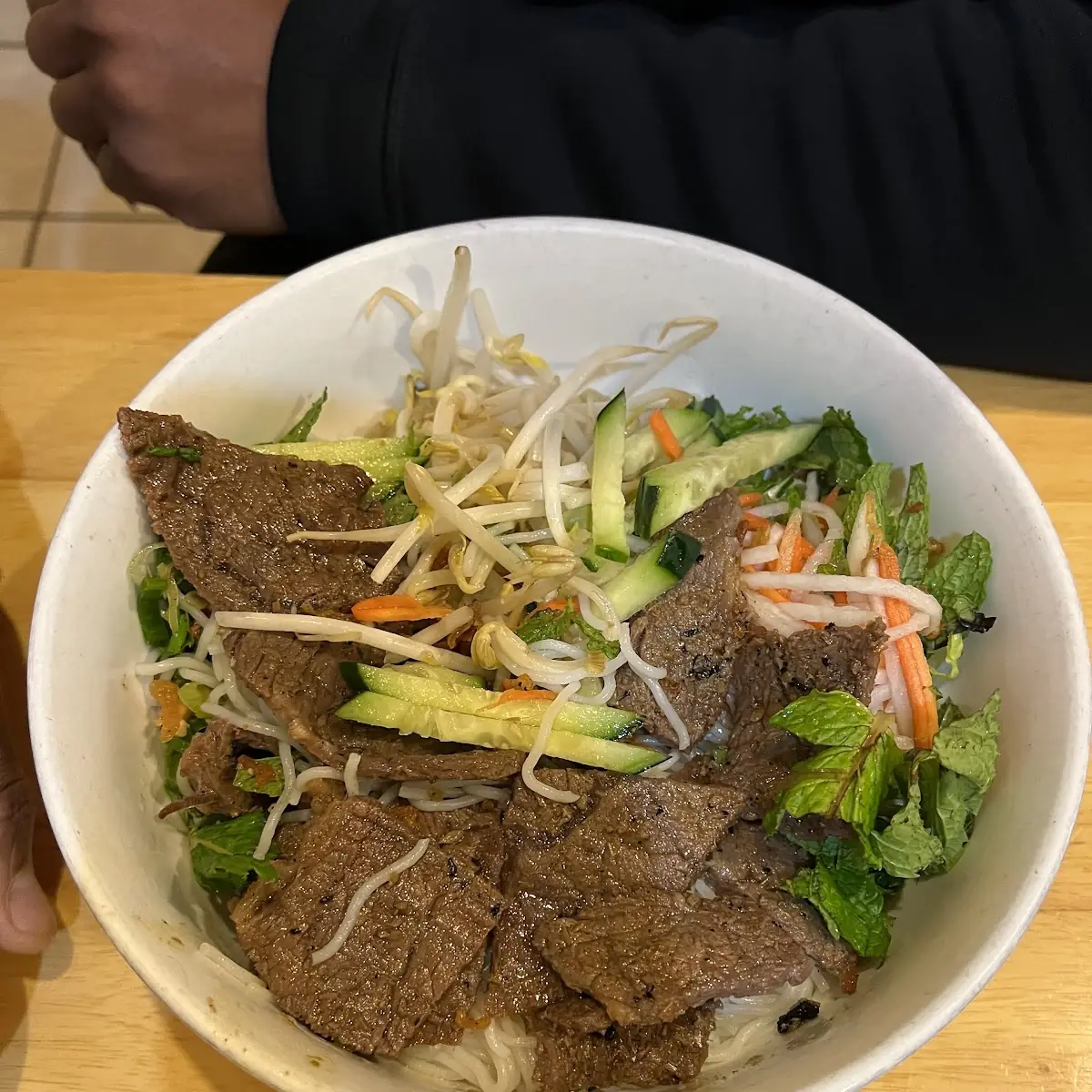 Stir-Fried Beef & Vegetables Bún Bò Xào