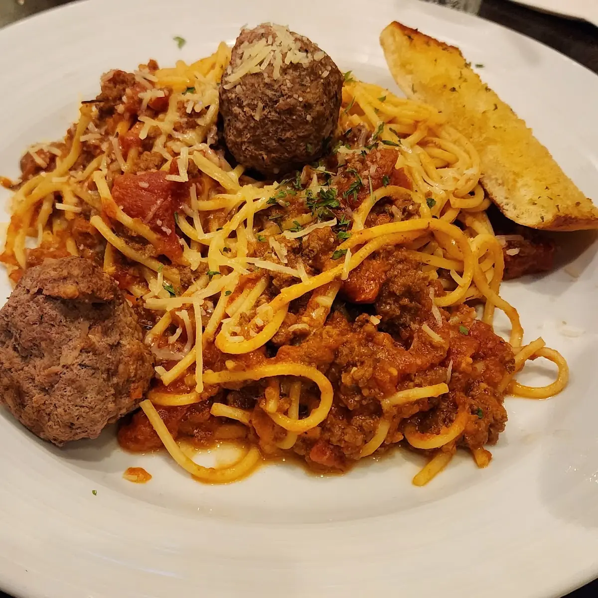 Mama's Spaghetti & Meatballs