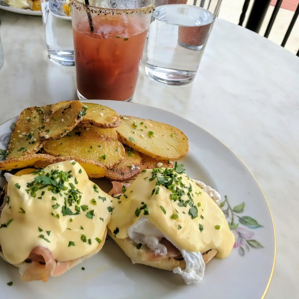 Eggs Benedict