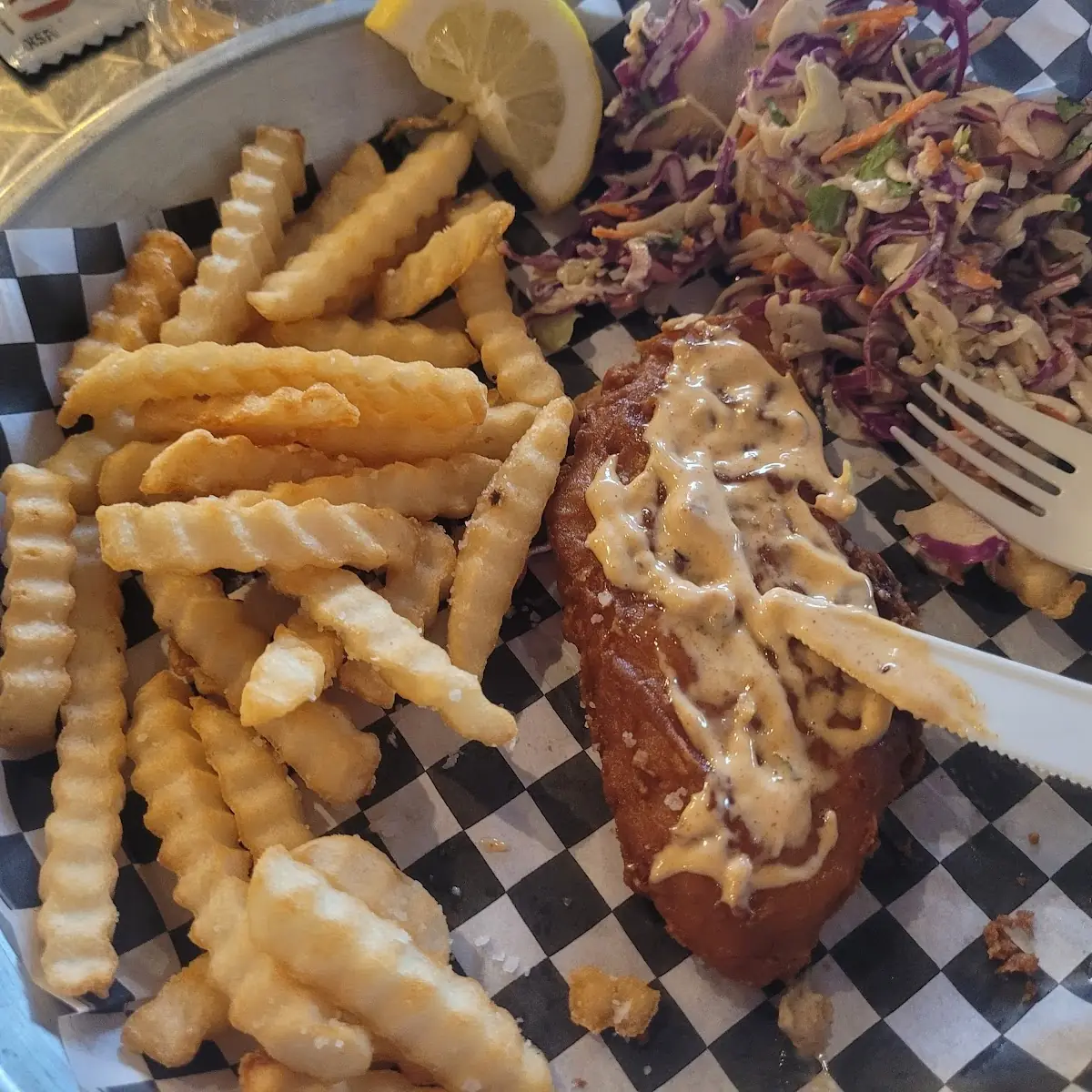 Fish & Chips w Cole Slaw