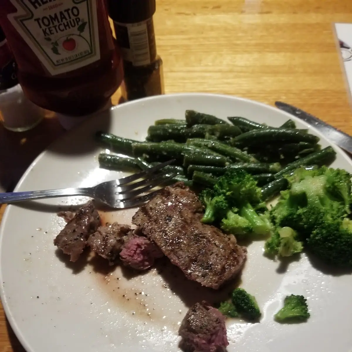 Sirloin Steak with Steamed Broccoli