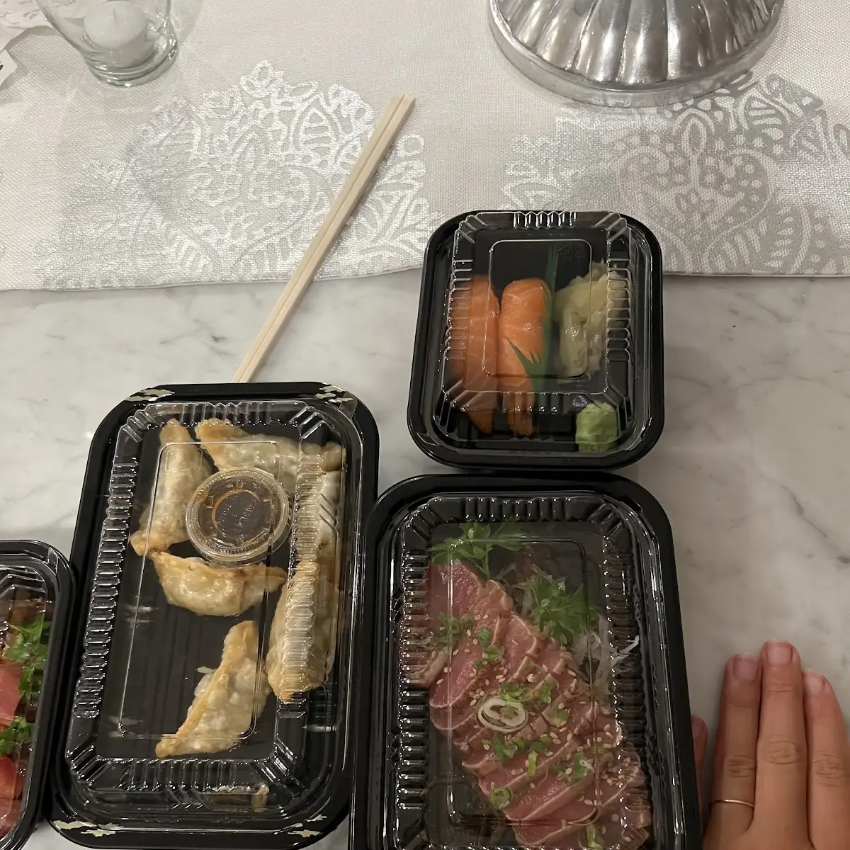 Tuna Tataki Salad
