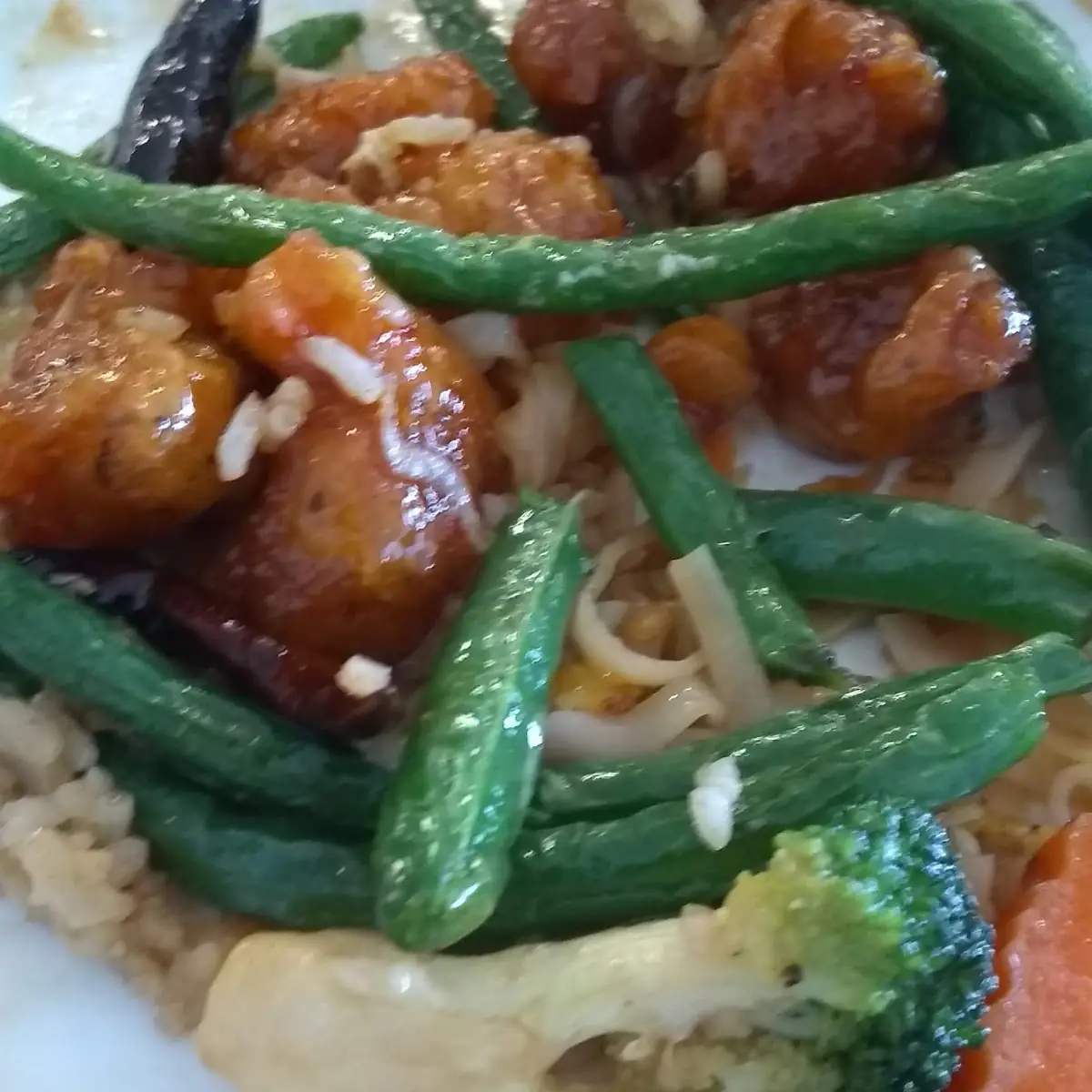 General TSO's Chicken on Fried Rice