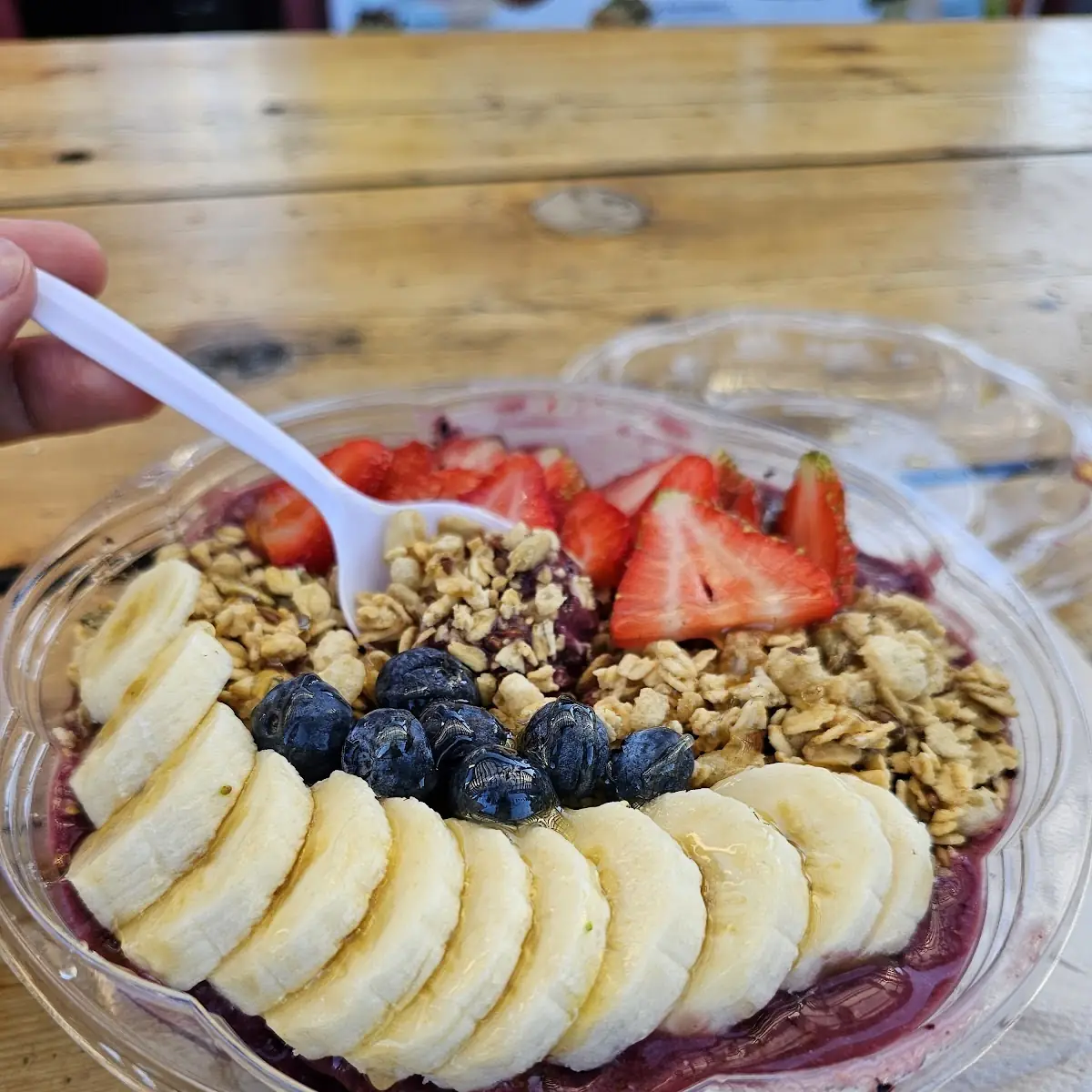 Acai Bowl with Fresh Fruit
