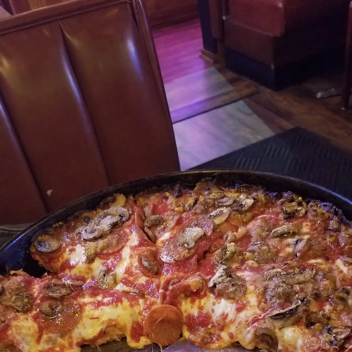Large Pan Pizza