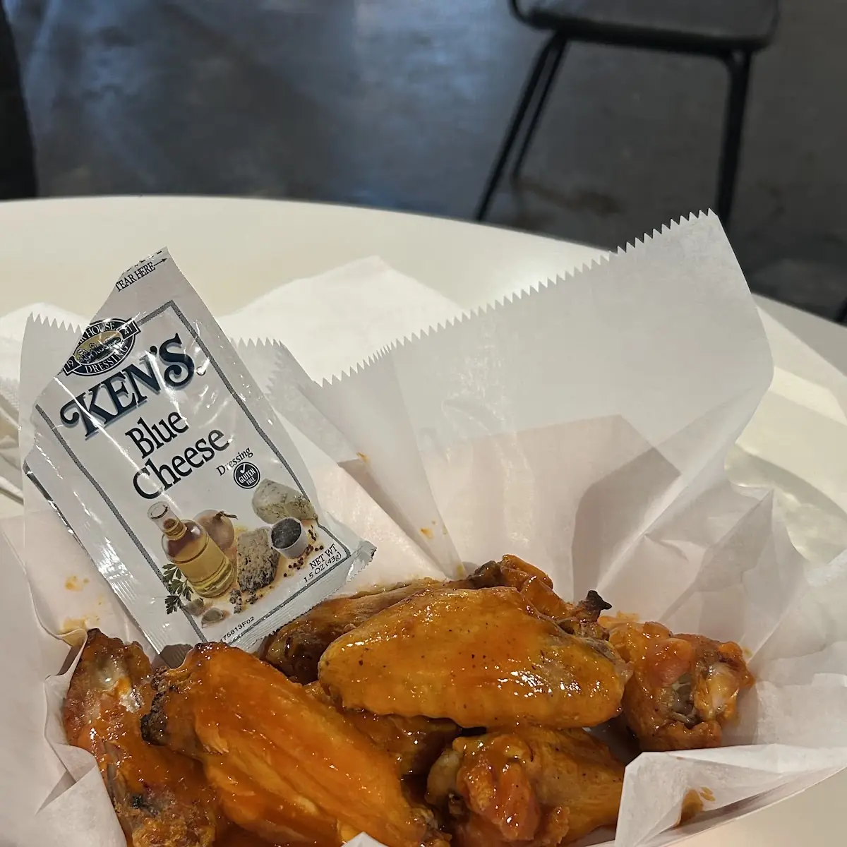 Large Cheese And Wings