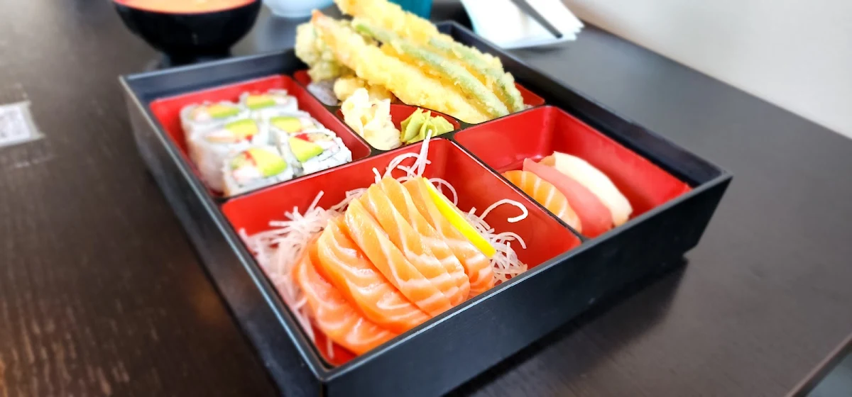 Assorted Sashimi Bento, Pearl Sushi